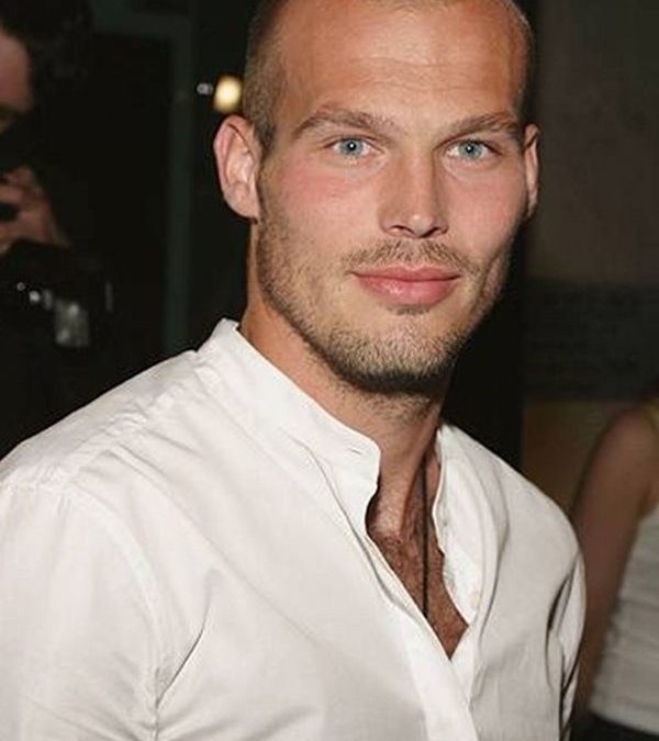 chauve barbe