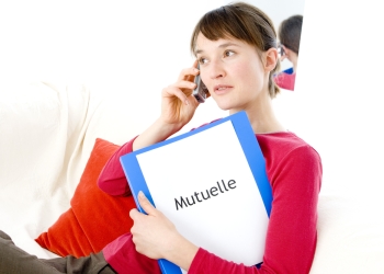 femme-papier-mutuelle