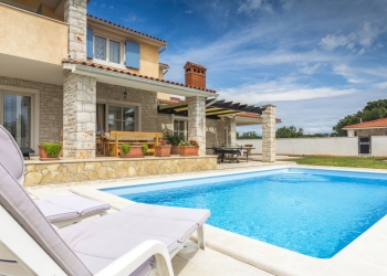 piscine-maison-principale