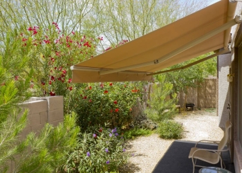 Comment ajouter un store banne à sa terrasse ?