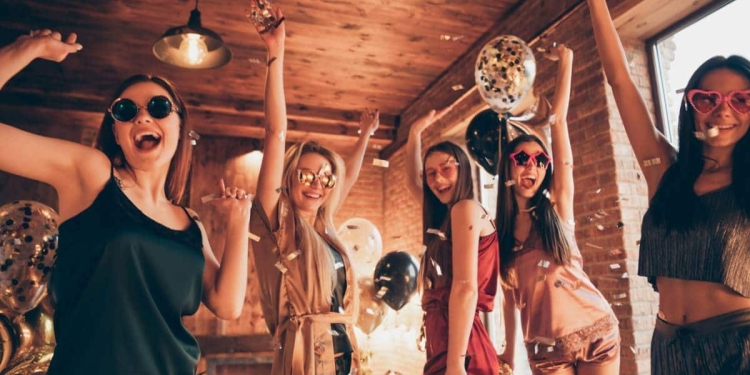 6 idées pour organiser une soirée étudiante