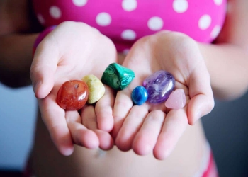 Lithothérapie : faut-il choisir les pierres qui nous attirent ?