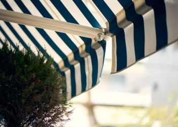 Store banne et pergola : focus sur le haut de gamme