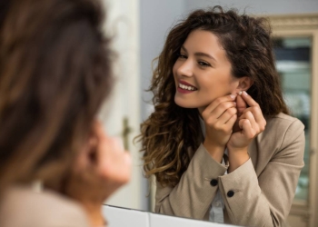 Choisissez les boucles d&rsquo;oreilles adaptées à la forme de votre visage