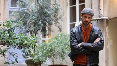 homme-bonnet-gris