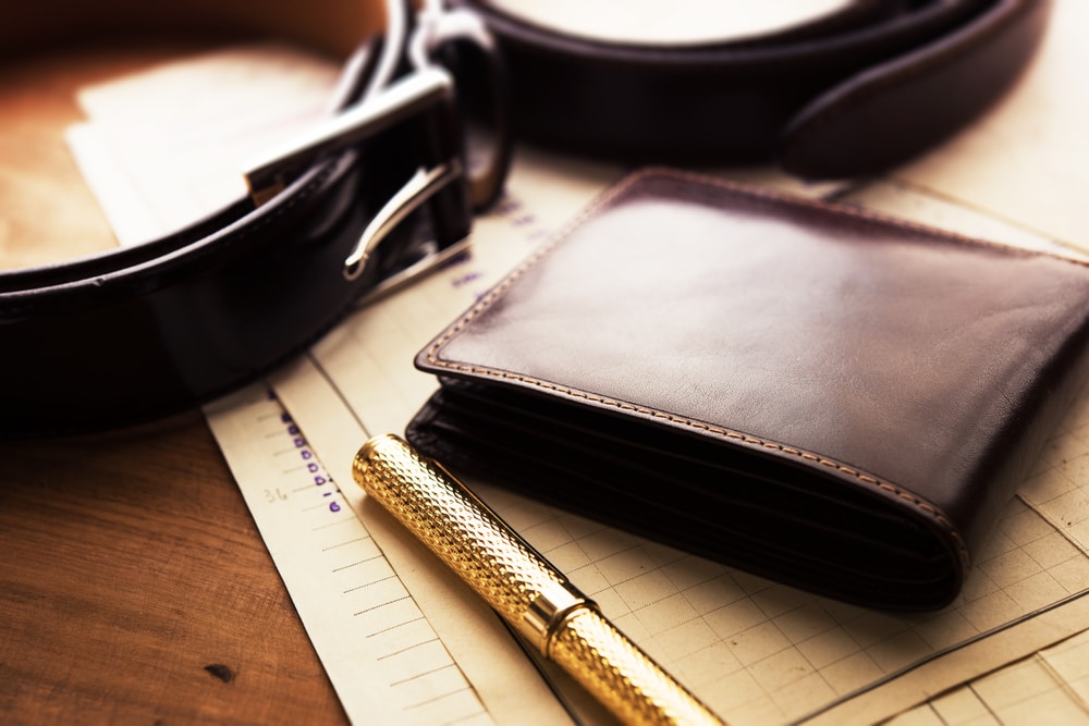 portefeuille luxe cuir ceinture stylo