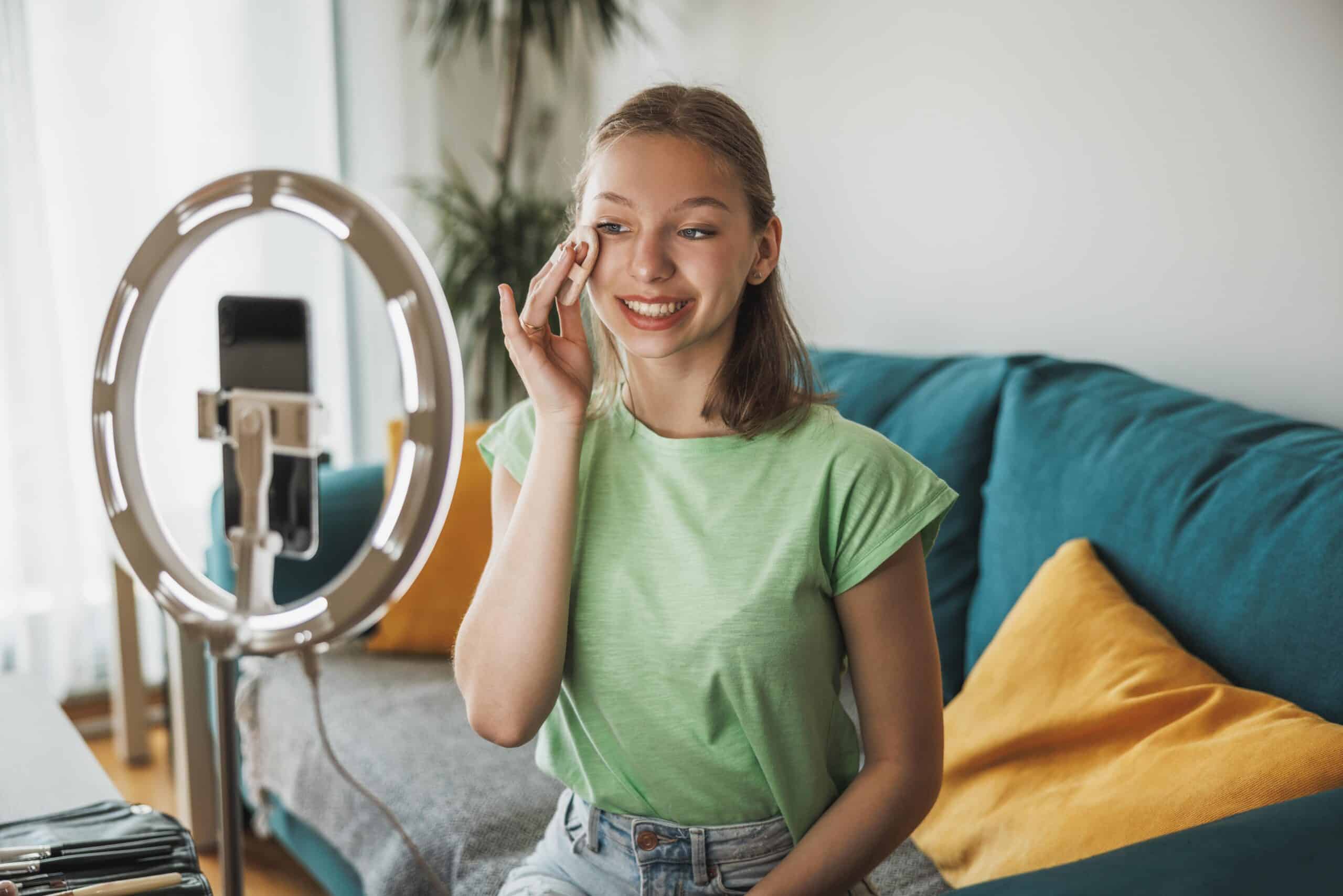 fille beauté devant camera